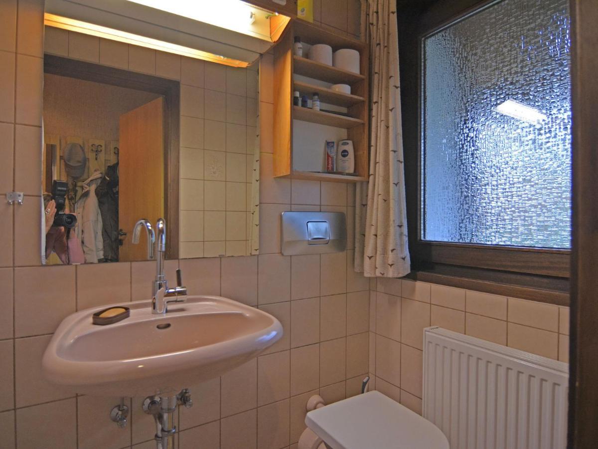 Furnished Bungalow With Peaceful Neighbourhood Meschede Eksteriør billede